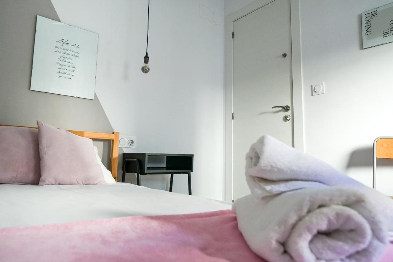 Torres De Serrano Apartment Valencia Eksteriør billede